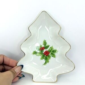 VTG Christmas Tree Shaped Holly Berries Trinket Dish Gold Trim‎ Made in Japan